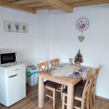 Drevenica Mak Oliver Kvacany Bagian luar foto